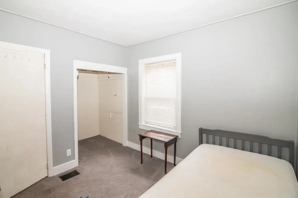 10 Auburn Road Londonderry NH 03053