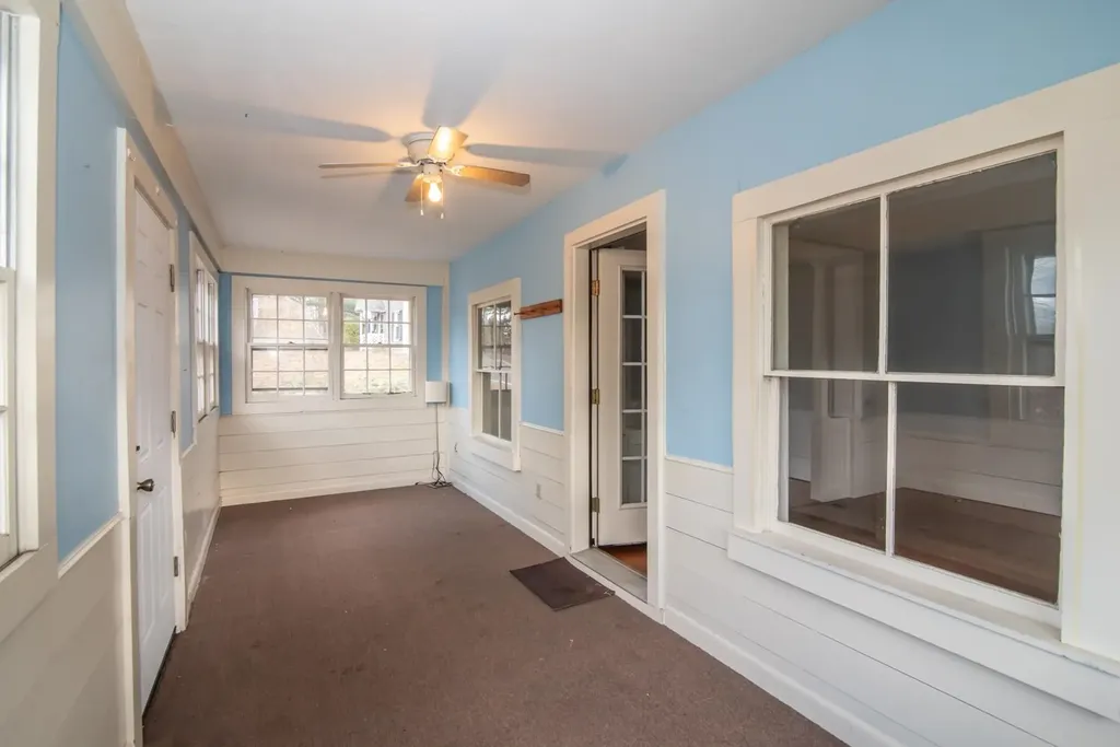 10 Auburn Road Londonderry NH 03053