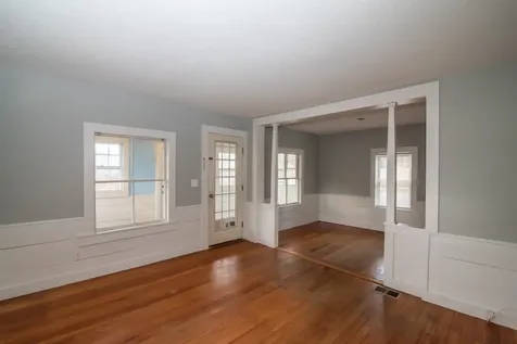 10 Auburn Road Londonderry NH 03053