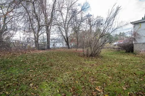 10 Auburn Road Londonderry NH 03053