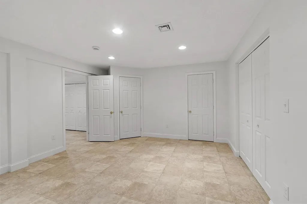 13 Autumn Lane Hampstead NH 03826