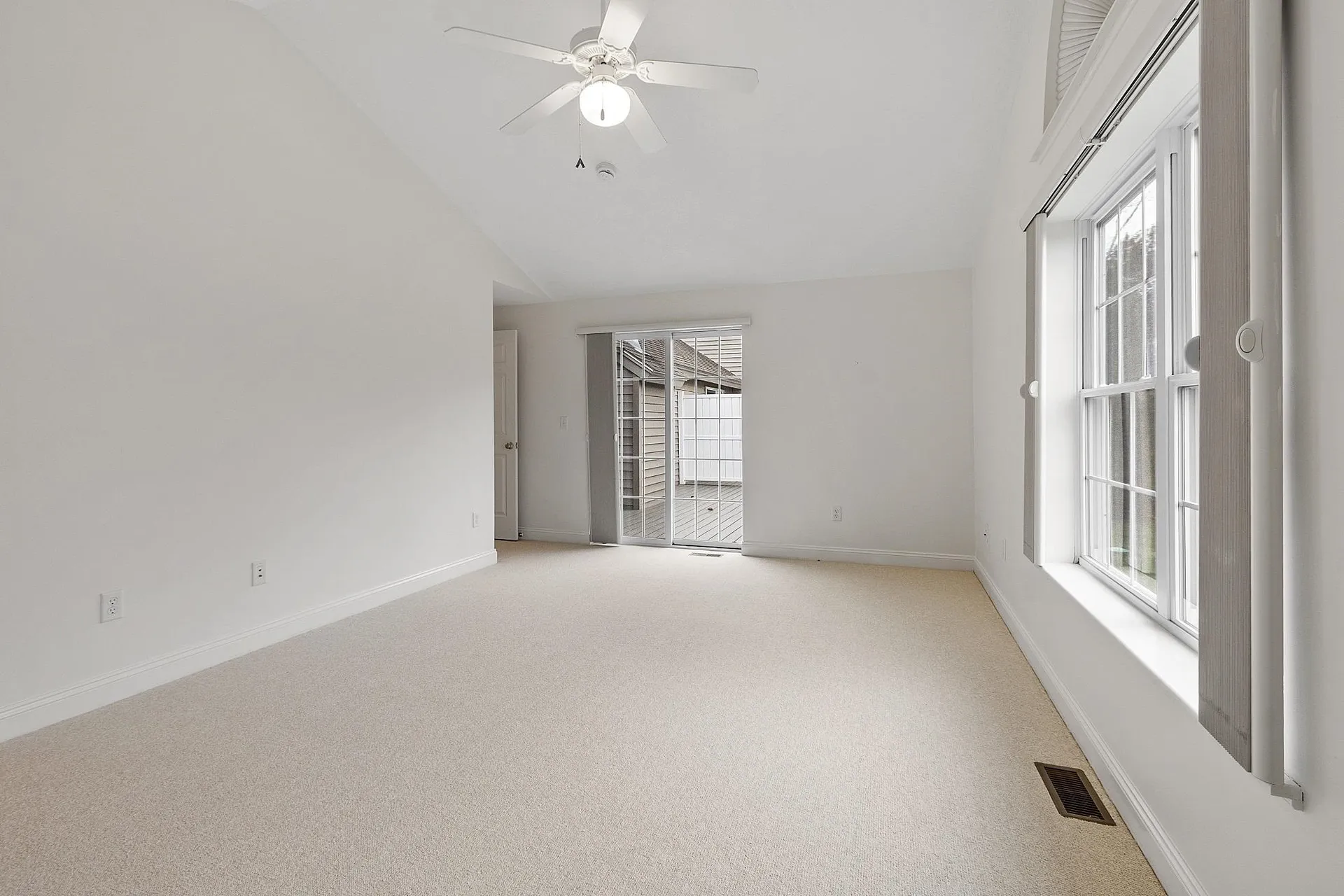 13 Autumn Lane Hampstead NH 03826