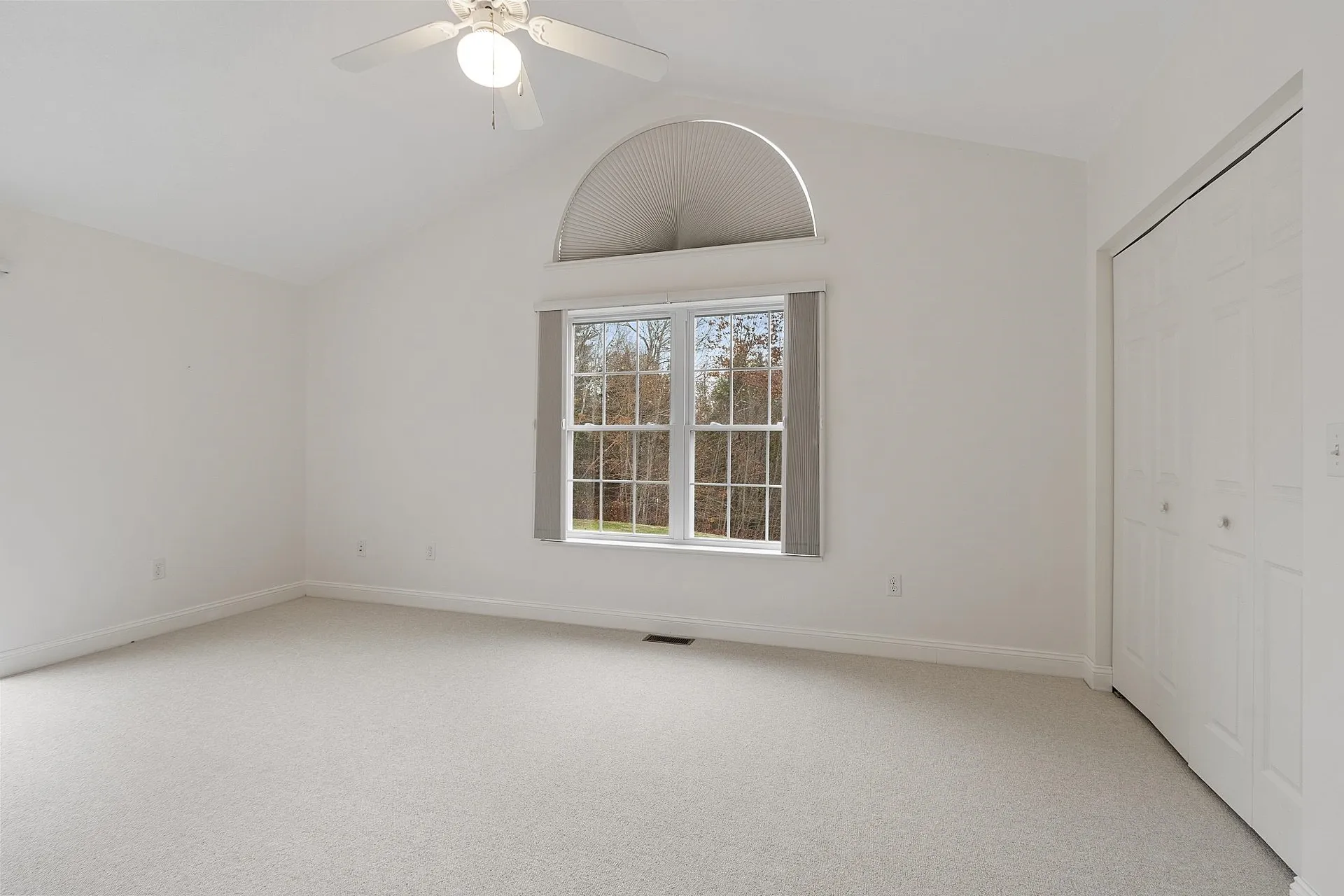 13 Autumn Lane Hampstead NH 03826