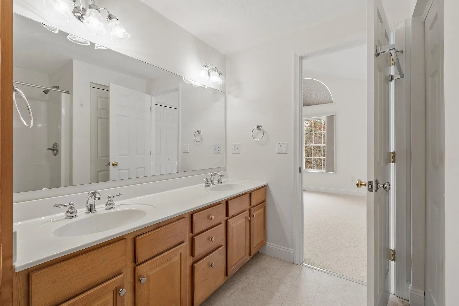 13 Autumn Lane Hampstead NH 03826