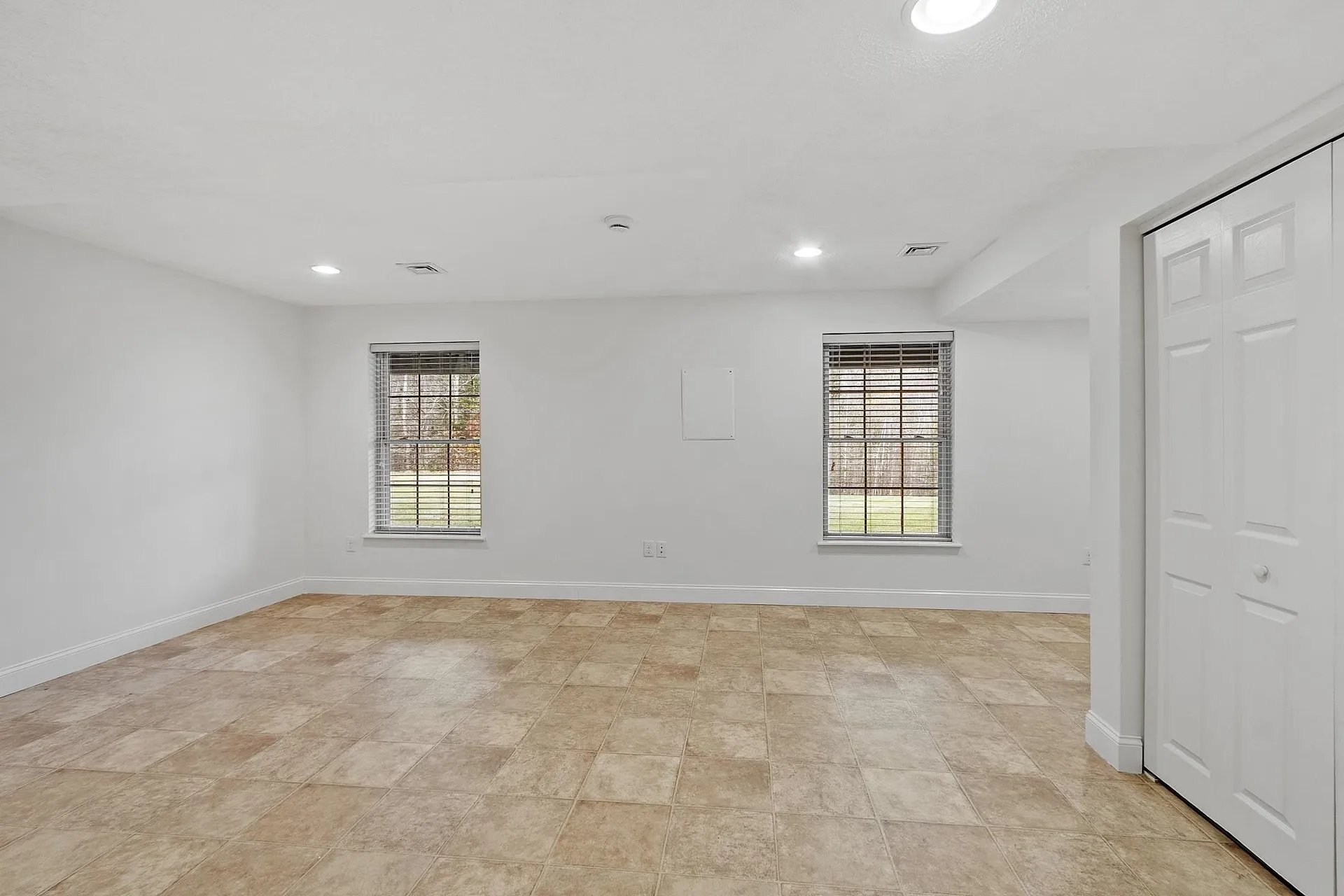 13 Autumn Lane Hampstead NH 03826