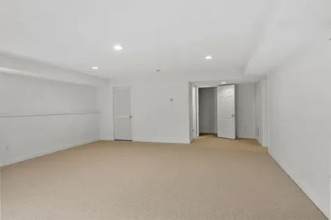 13 Autumn Lane Hampstead NH 03826