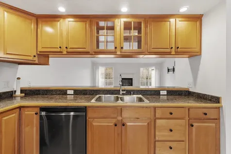 13 Autumn Lane Hampstead NH 03826