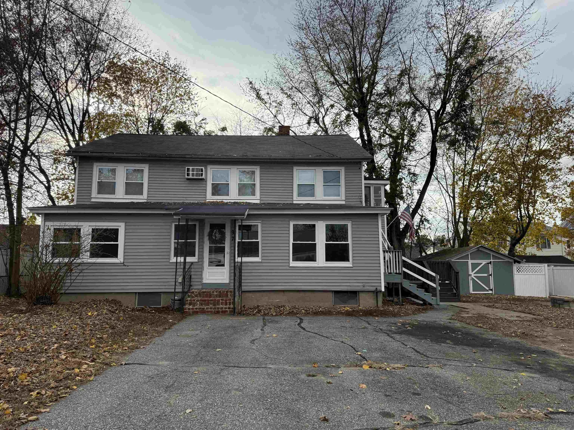 97 Linwood Street Nashua NH 03060