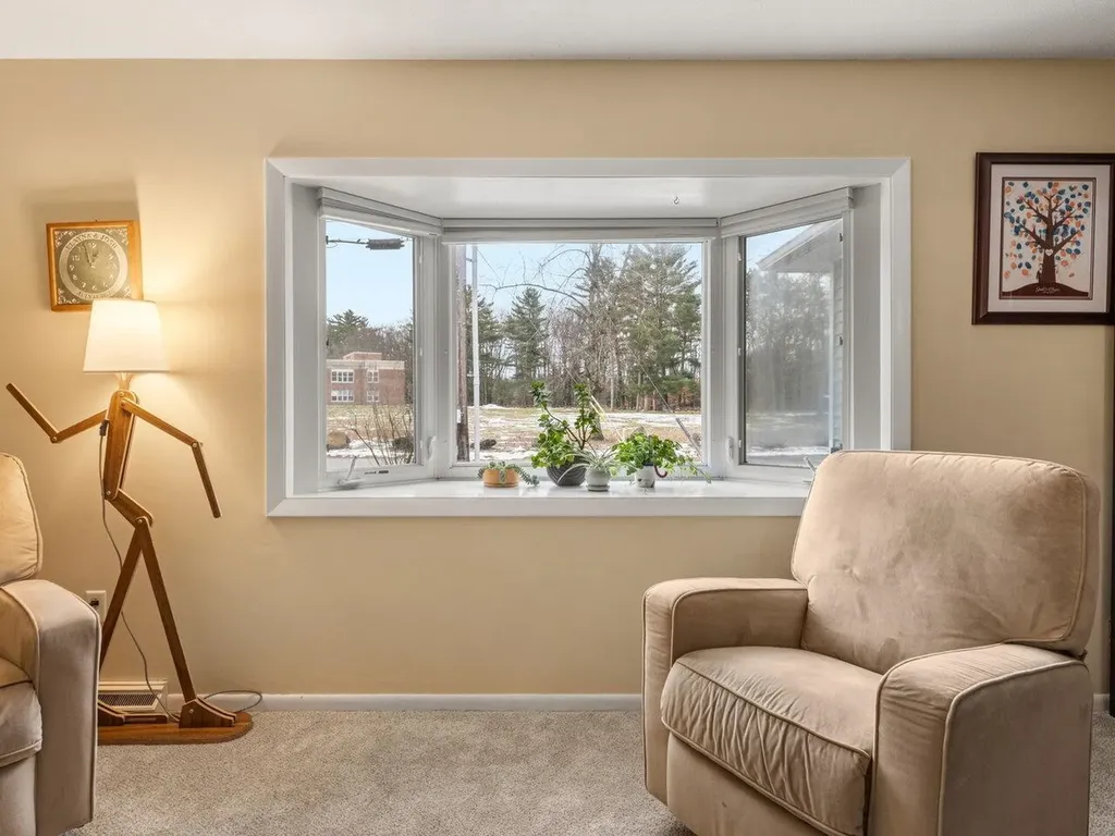 55 Foster Road Essex VT 05452