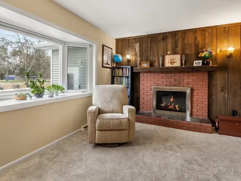 55 Foster Road Essex VT 05452