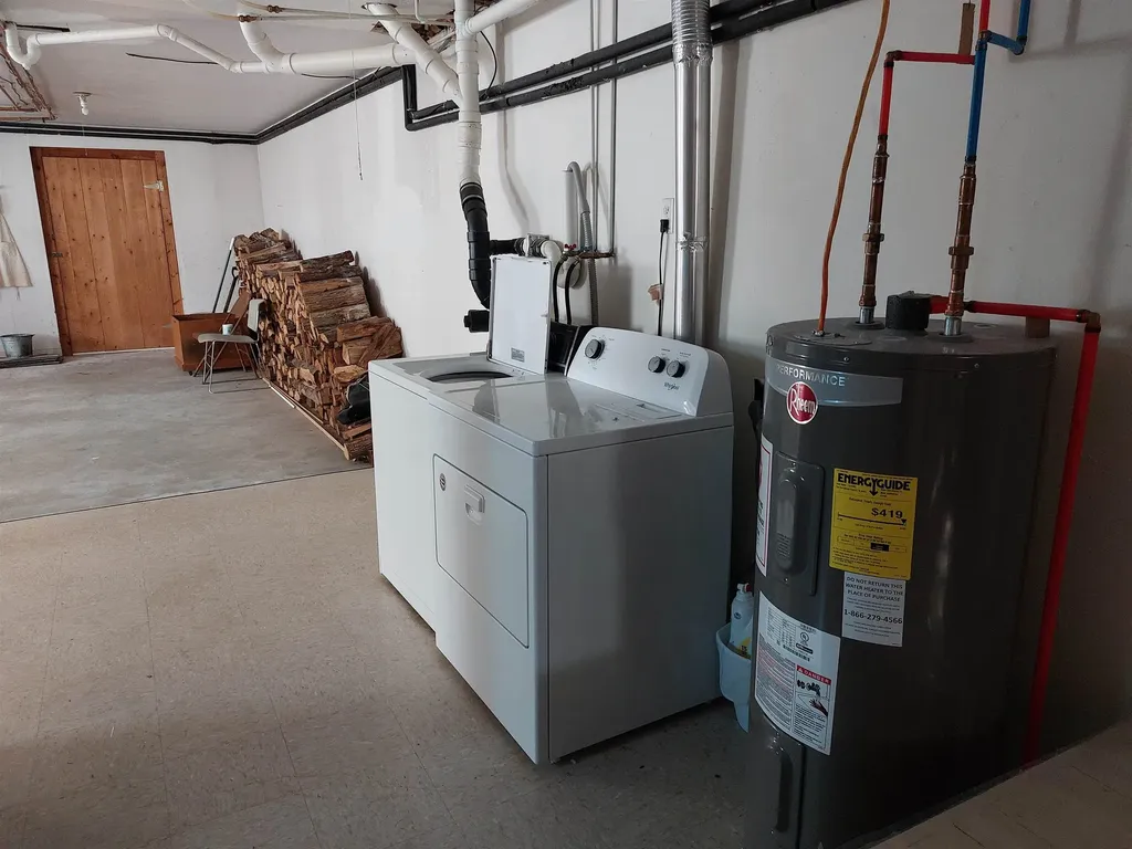 6 Woodland Court Marlborough NH 03455