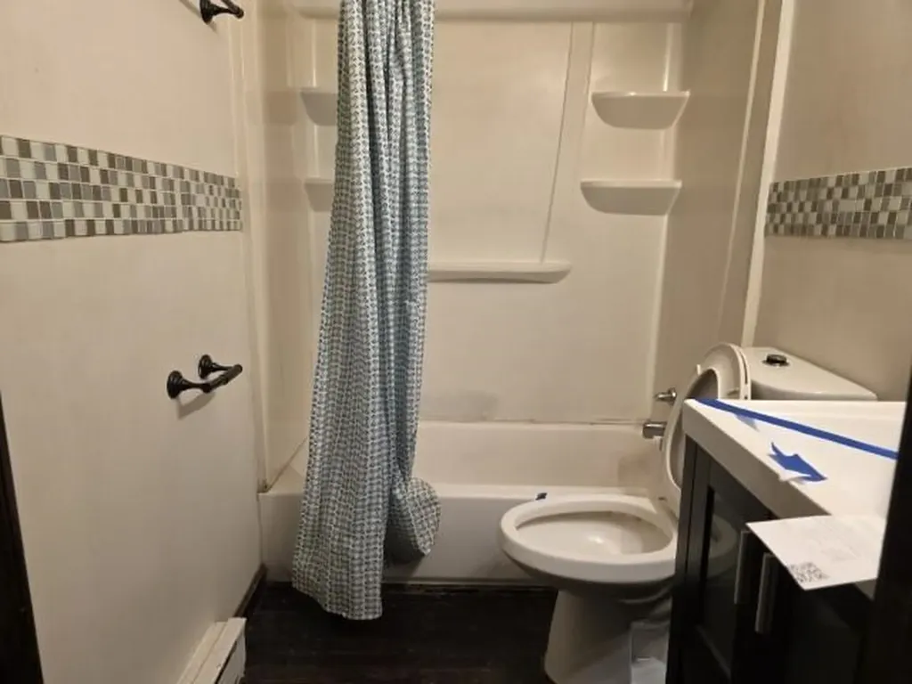 4 Tara Hill Lane Hinsdale NH 03451