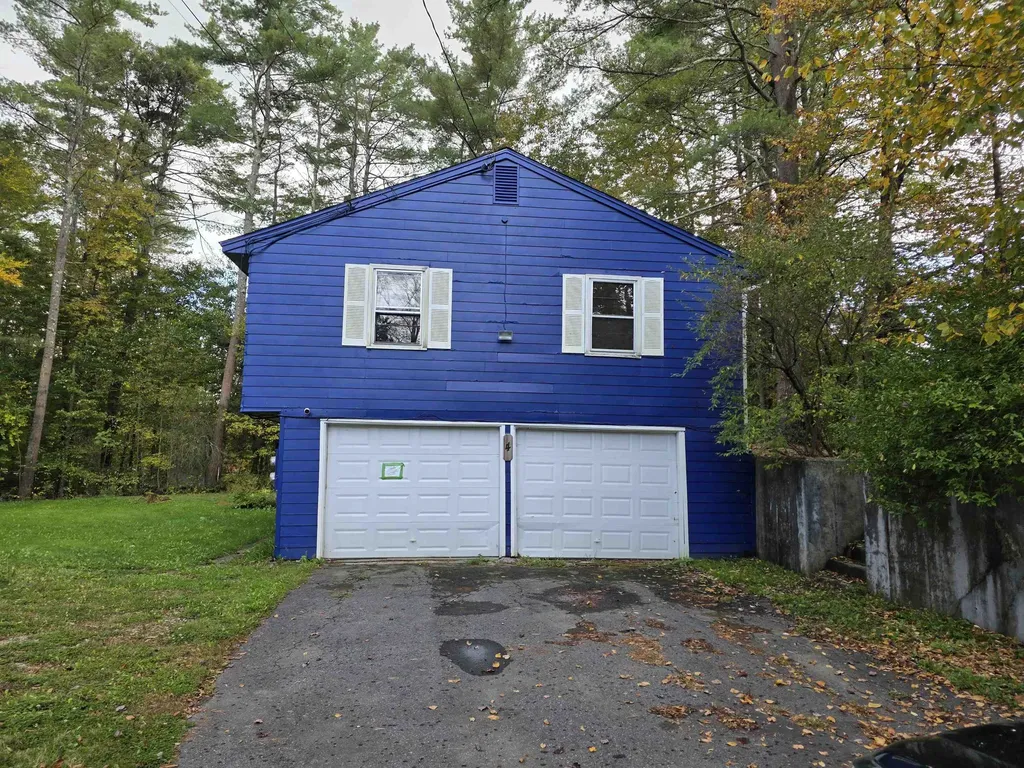 4 Tara Hill Lane Hinsdale NH 03451