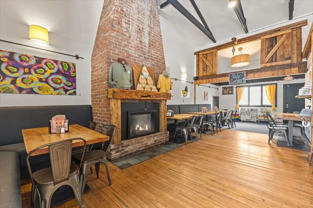 454 Mountain Road Stowe VT 05672