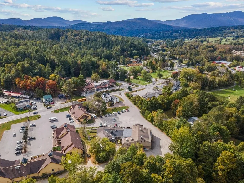 454 Mountain Road Stowe VT 05672