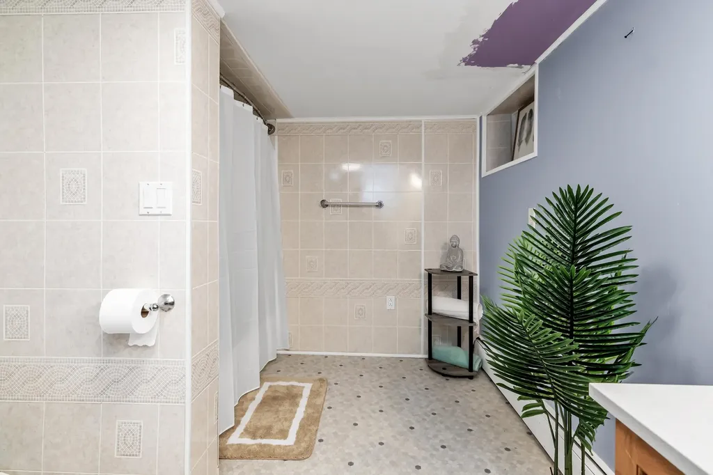 8 Alta Avenue Salem NH 03079