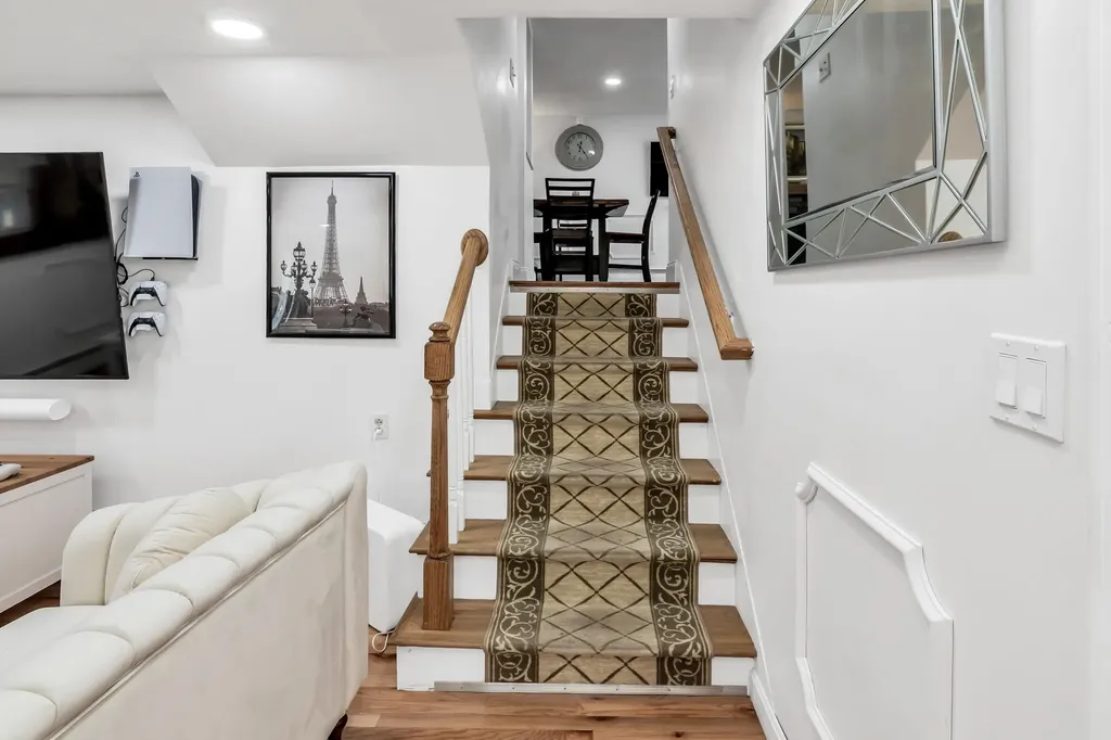 8 Alta Avenue Salem NH 03079