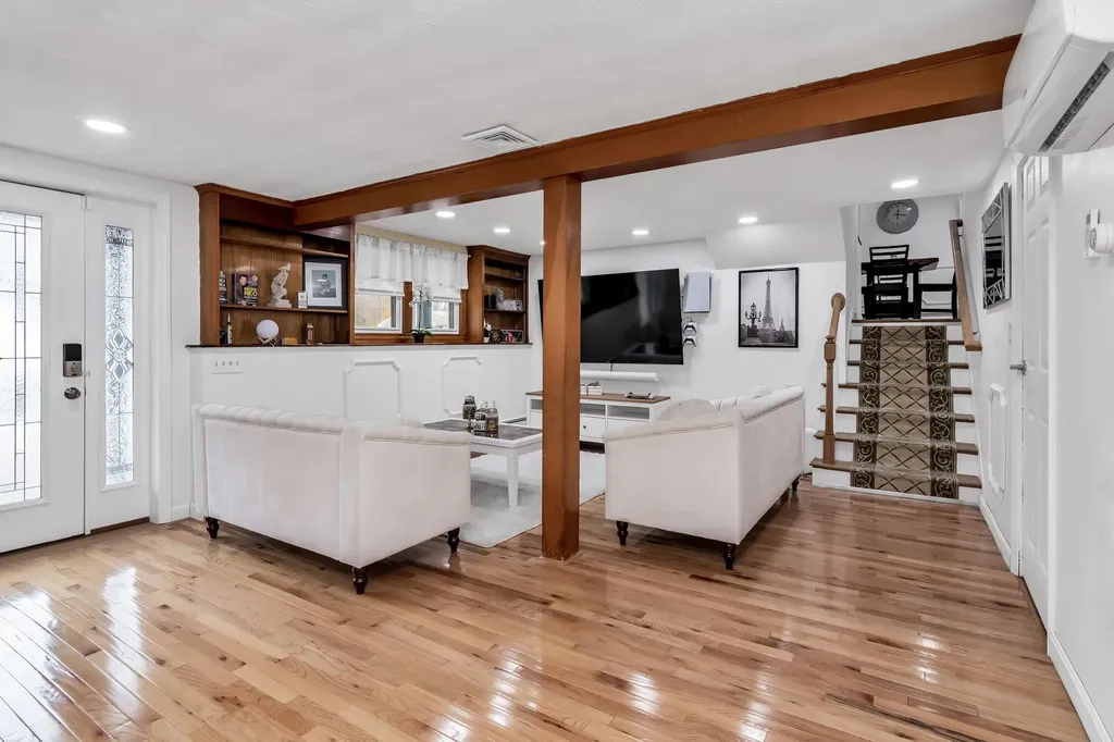 8 Alta Avenue Salem NH 03079