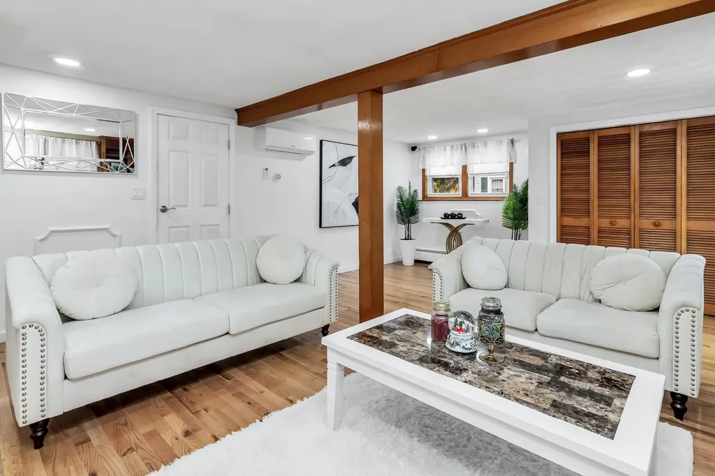 8 Alta Avenue Salem NH 03079