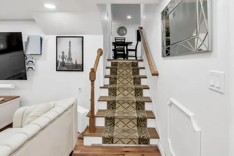 8 Alta Avenue Salem NH 03079