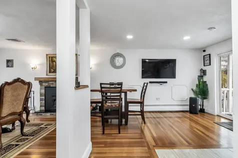 8 Alta Avenue Salem NH 03079