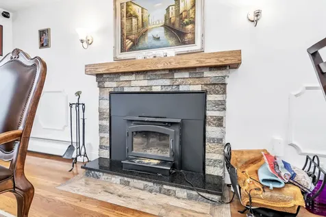 8 Alta Avenue Salem NH 03079