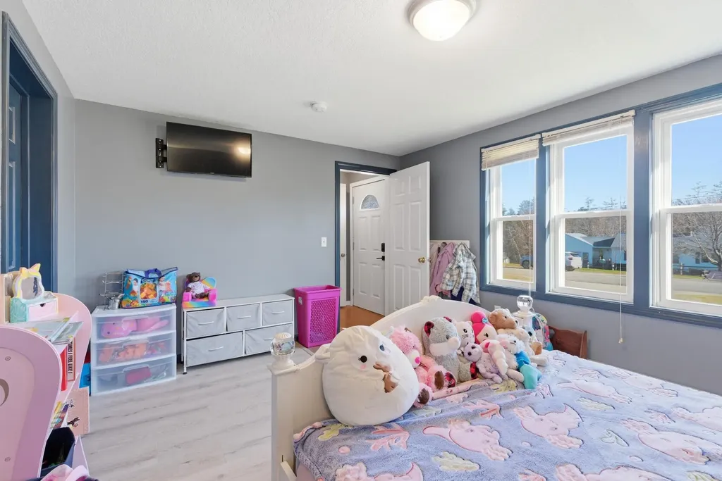 71 Goshen Drive Loudon NH 03307