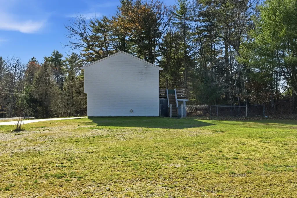 71 Goshen Drive Loudon NH 03307