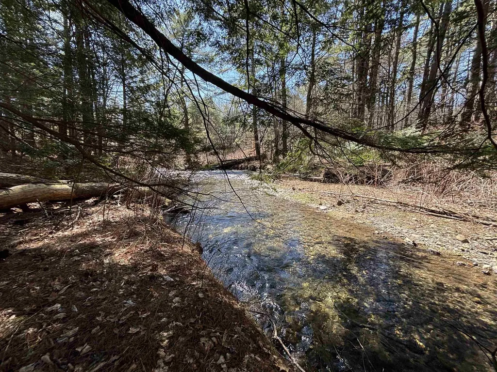 40 E Putney Brook Road Putney VT 05346