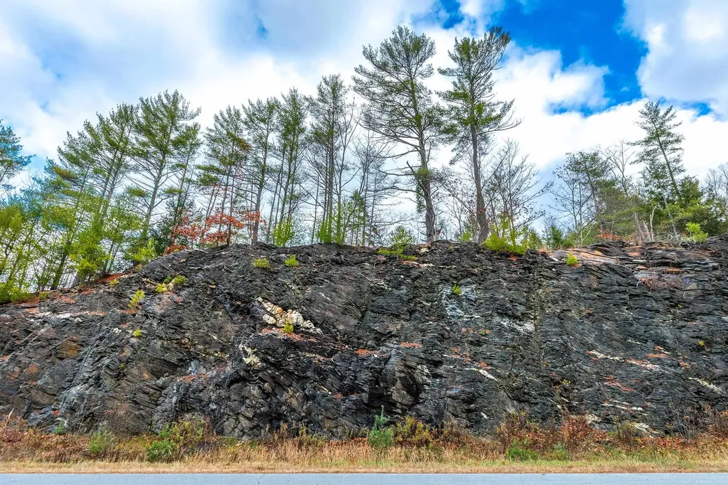 40 E Putney Brook Road Putney VT 05346