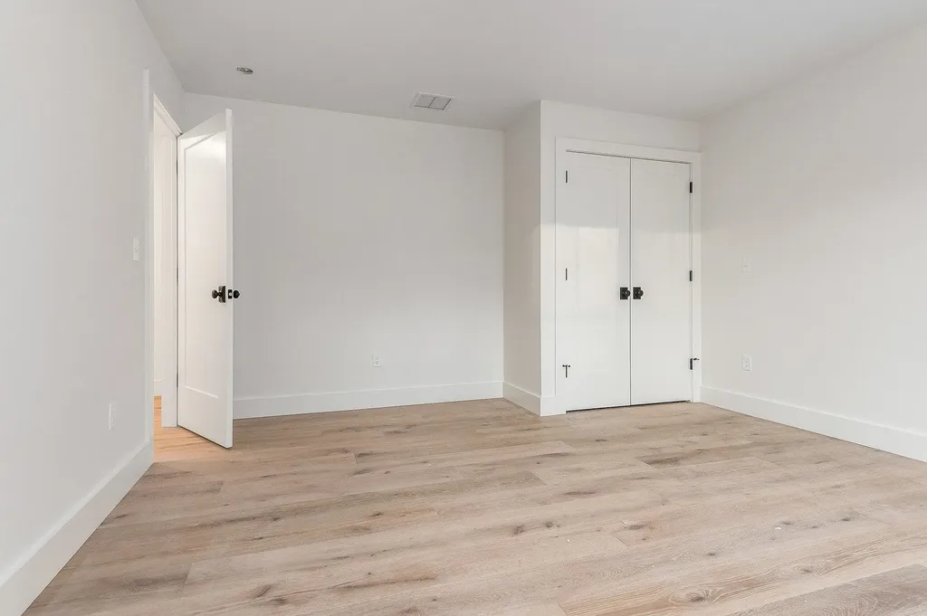 141 Dearborn Road Greenland NH 03840