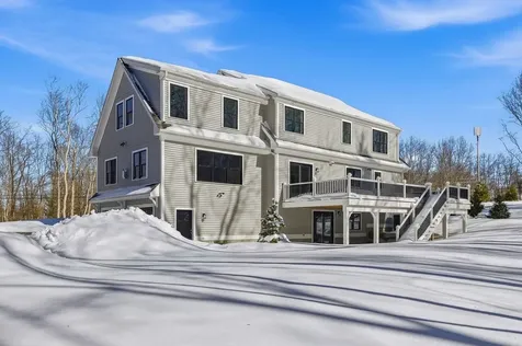 141 Dearborn Road Greenland NH 03840