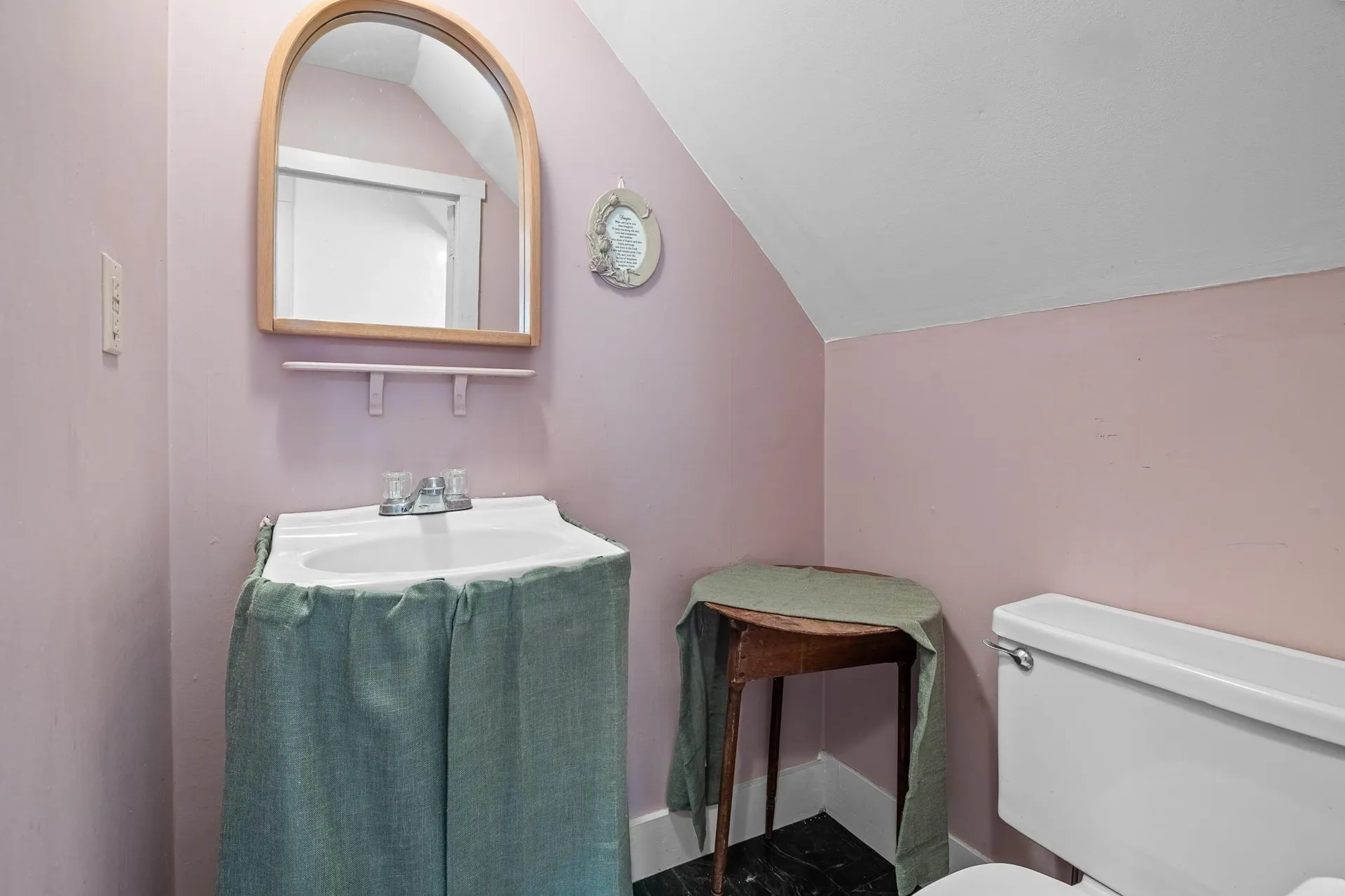 2295 Quechee Main Street Hartford VT 05059