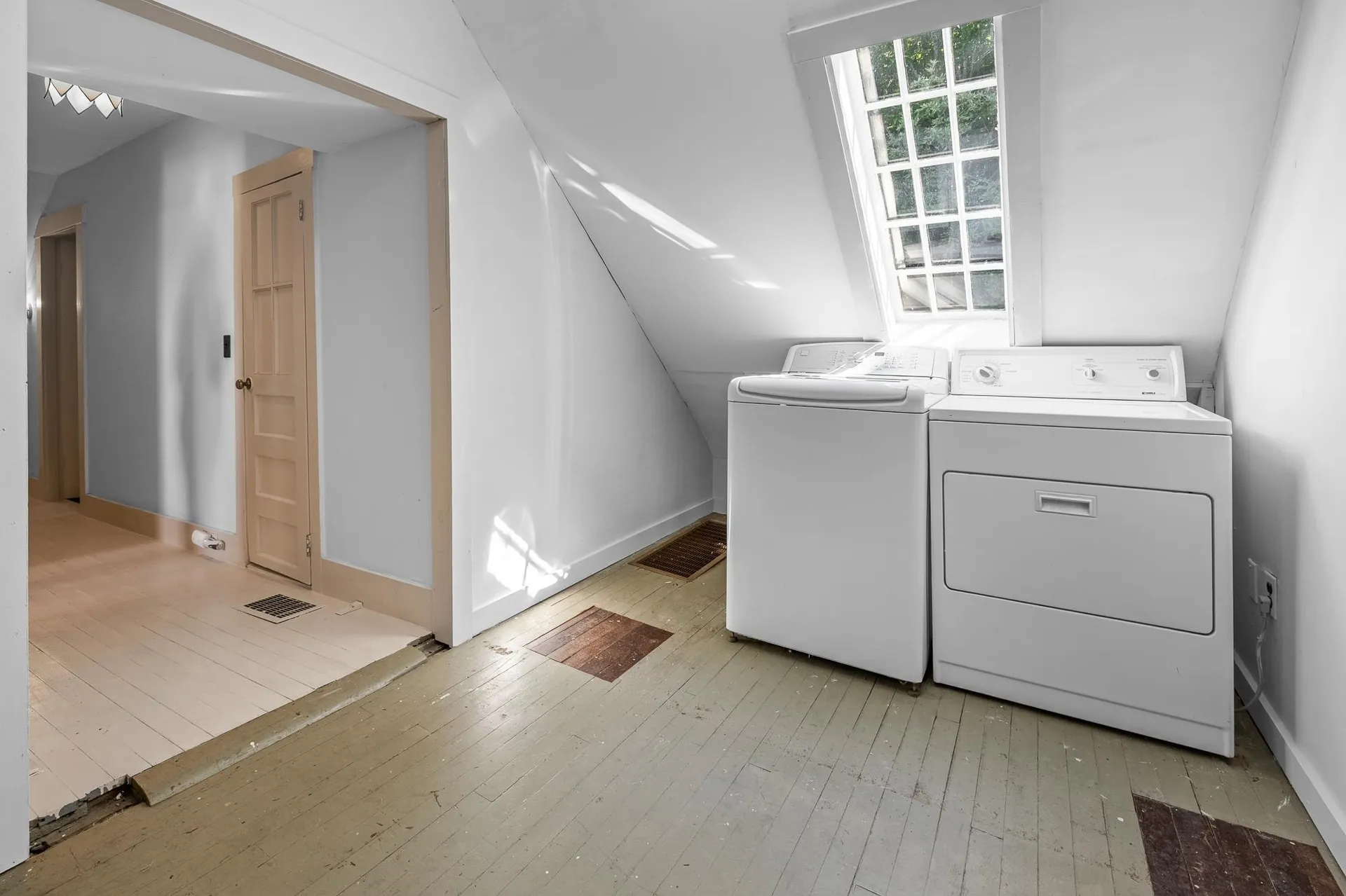 2295 Quechee Main Street Hartford VT 05059