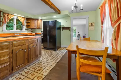 2295 Quechee Main Street Hartford VT 05059