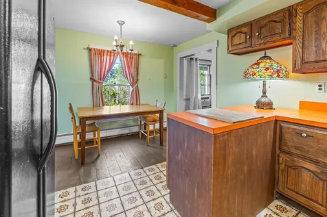 2295 Quechee Main Street Hartford VT 05059