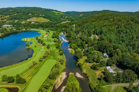 2295 Quechee Main Street Hartford VT 05059