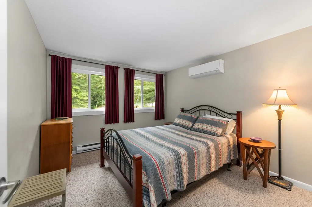 99 Pinnacle Road Campton NH 03223