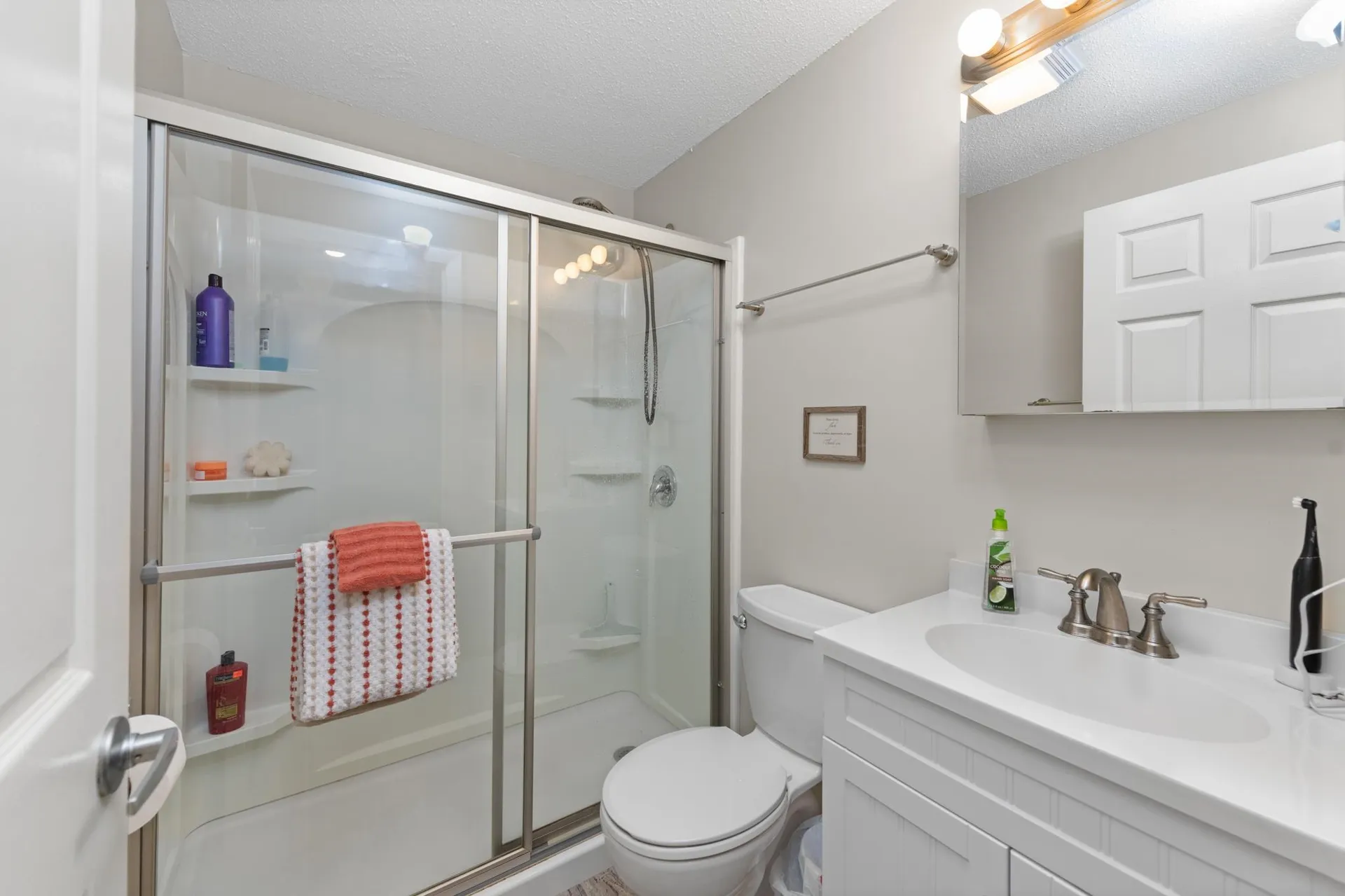 99 Pinnacle Road Campton NH 03223