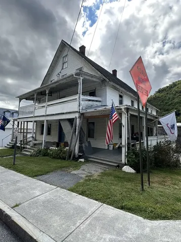 6982 Main Street Readsboro VT 05350