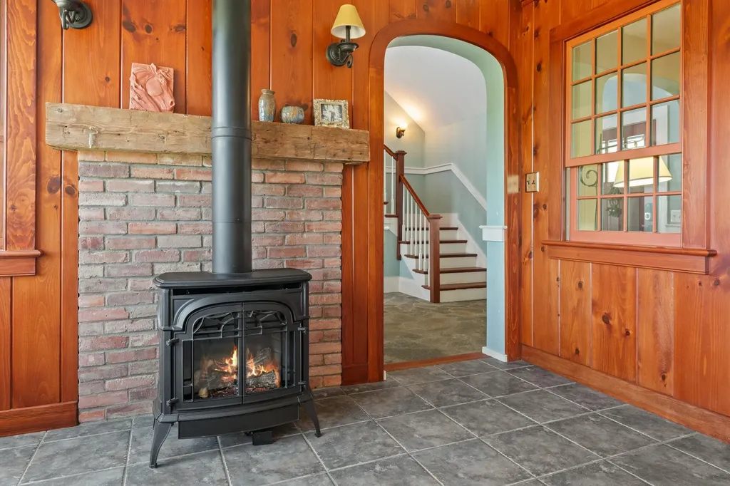 125 Clough Hill Road Lyman NH 03585