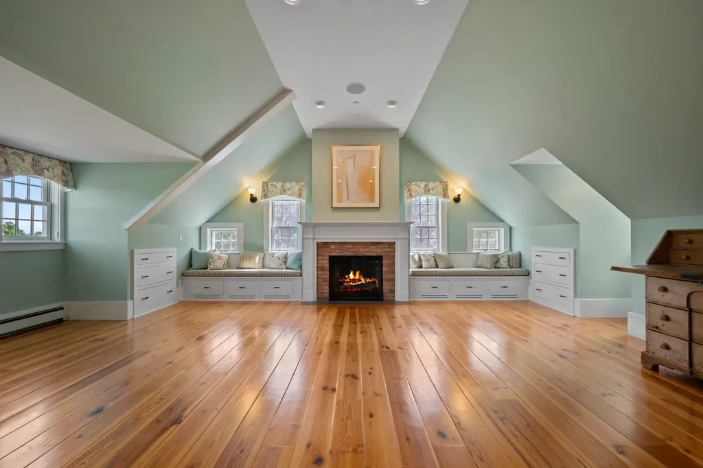 125 Clough Hill Road Lyman NH 03585