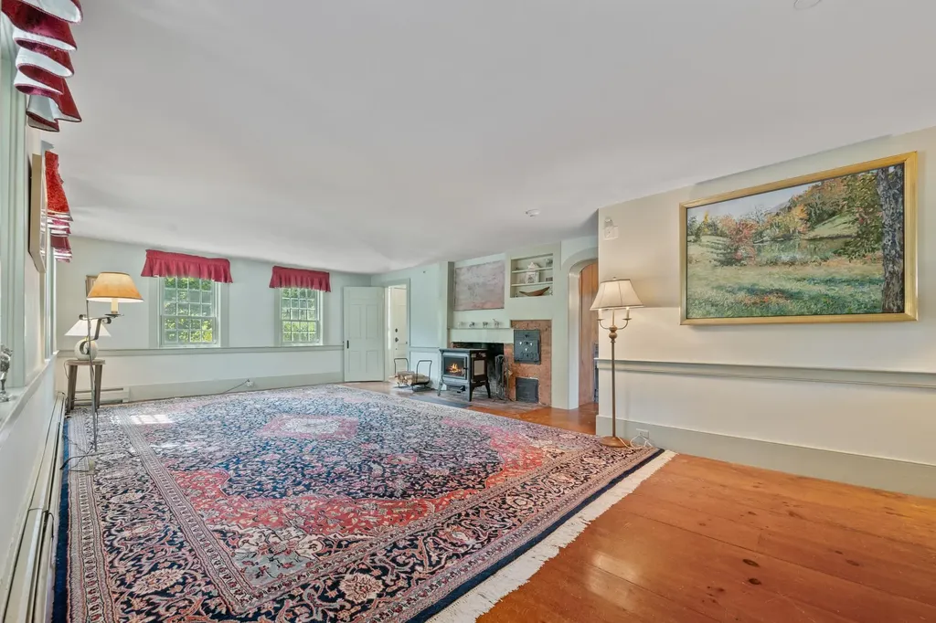 125 Clough Hill Road Lyman NH 03585