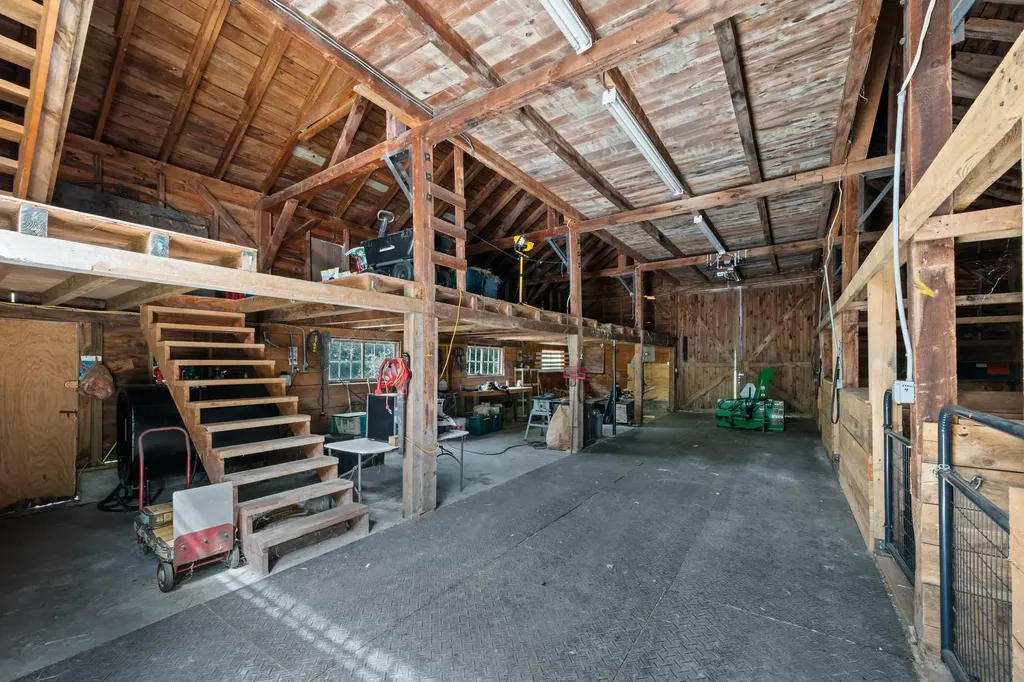 125 Clough Hill Road Lyman NH 03585