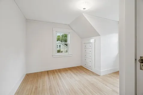 8 Prospect Street Newport NH 03773