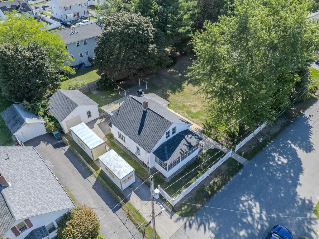 72 Linwood Street Nashua NH 03060