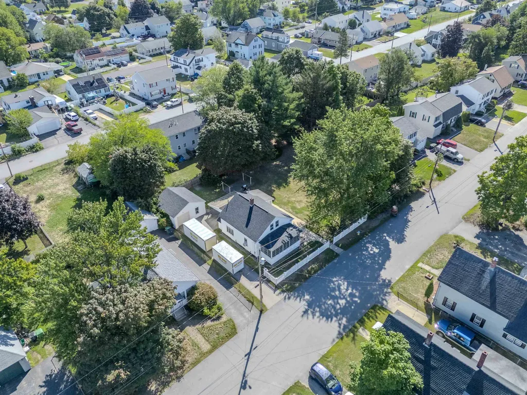 72 Linwood Street Nashua NH 03060