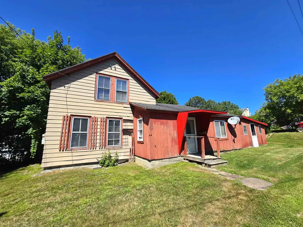 29 Clinton Avenue Rutland City VT 05701