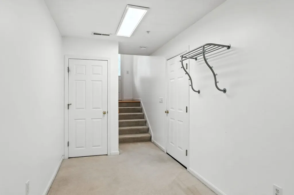 19 Georgetown Drive Nashua NH 03062