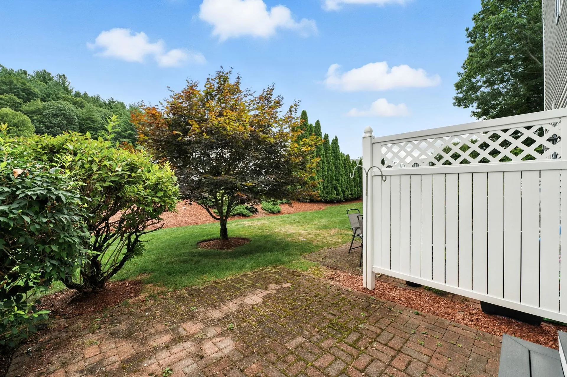 19 Georgetown Drive Nashua NH 03062